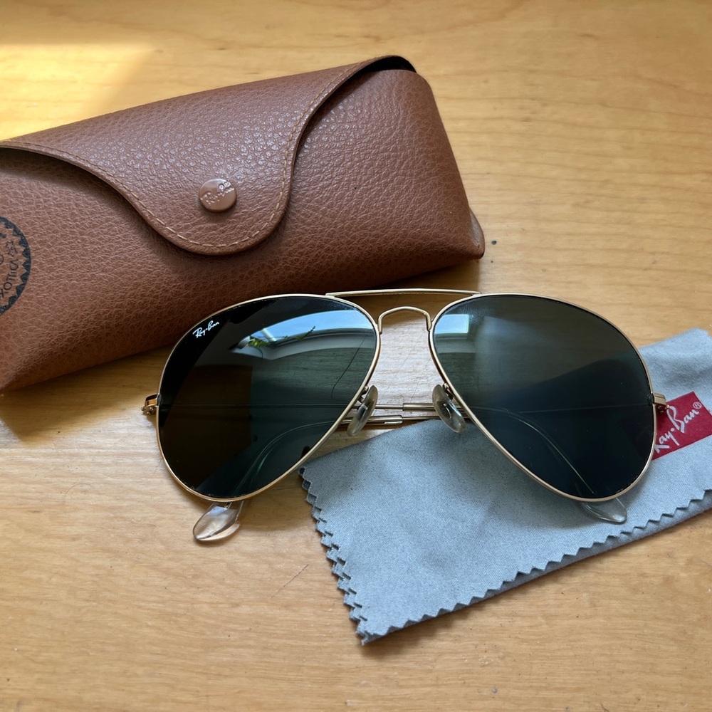 Ray-Ban Gold Aviator Classic